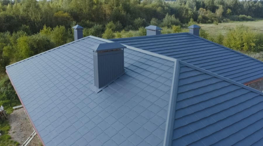 Professional gutter cleaning in Clarksburg, MD